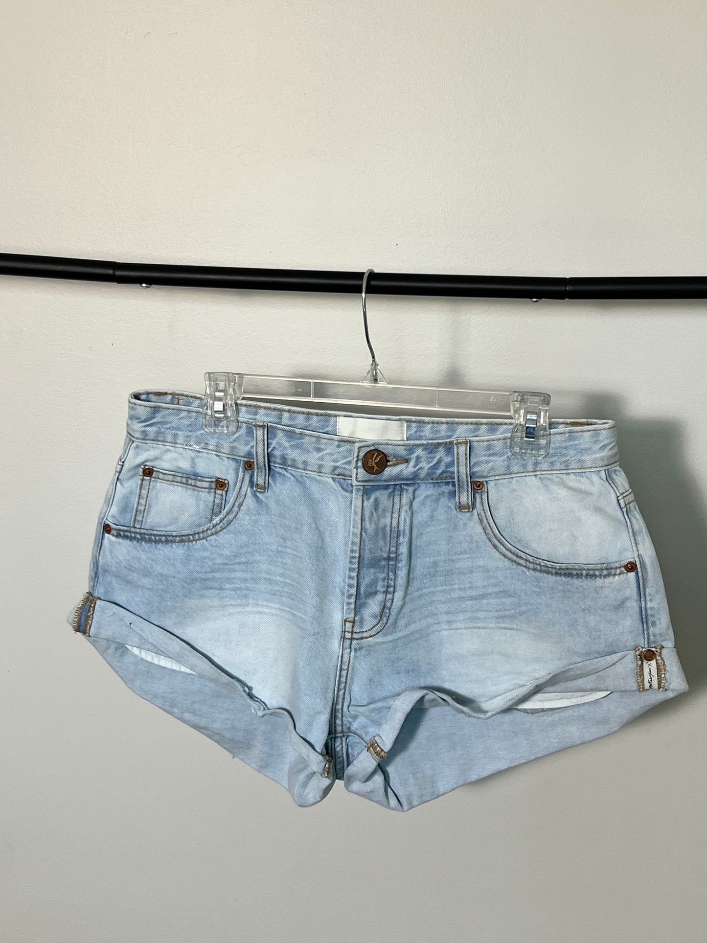 ONE TEASPOON DEN SHORTS