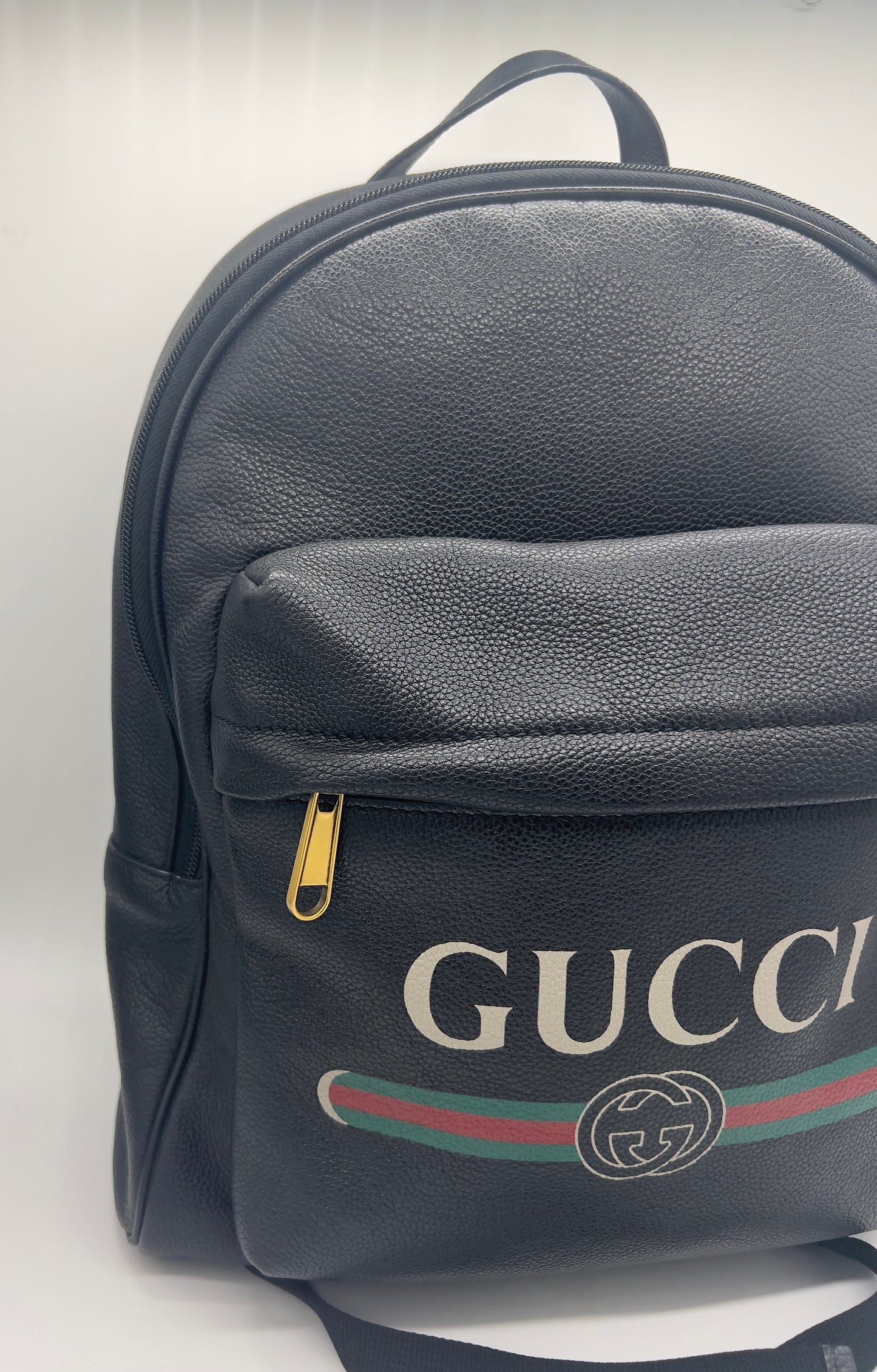 GUCCI BLACK LEATHER BACKPACK