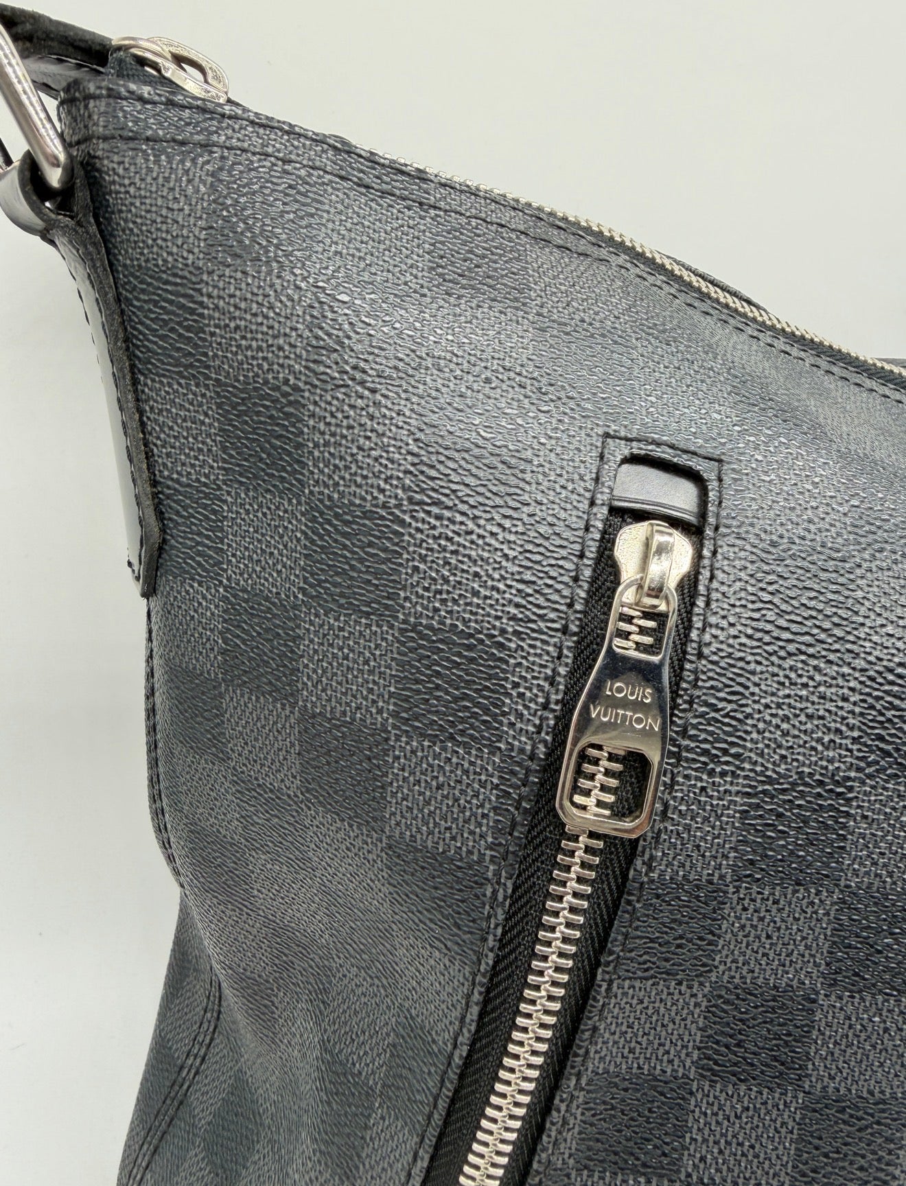 Louis Vuitton Damier Graphite Mick MM shoulder bag