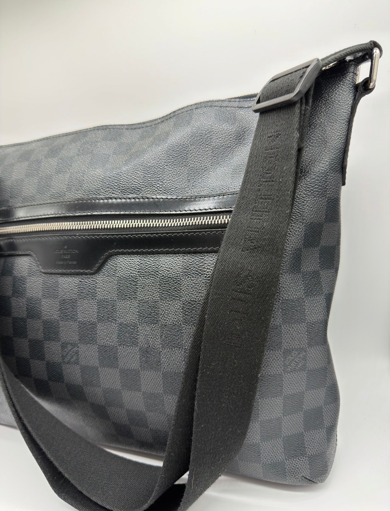 Louis Vuitton Damier Graphite Mick MM shoulder bag