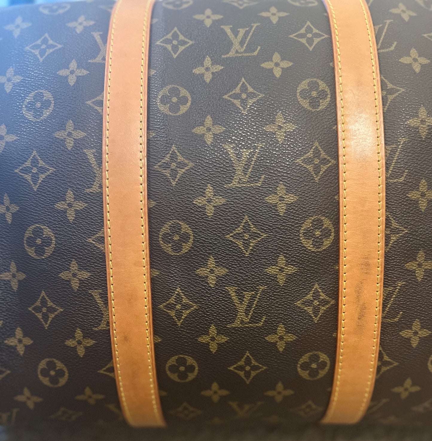 LOUIS VUITTON Keepall Bandoulière 55