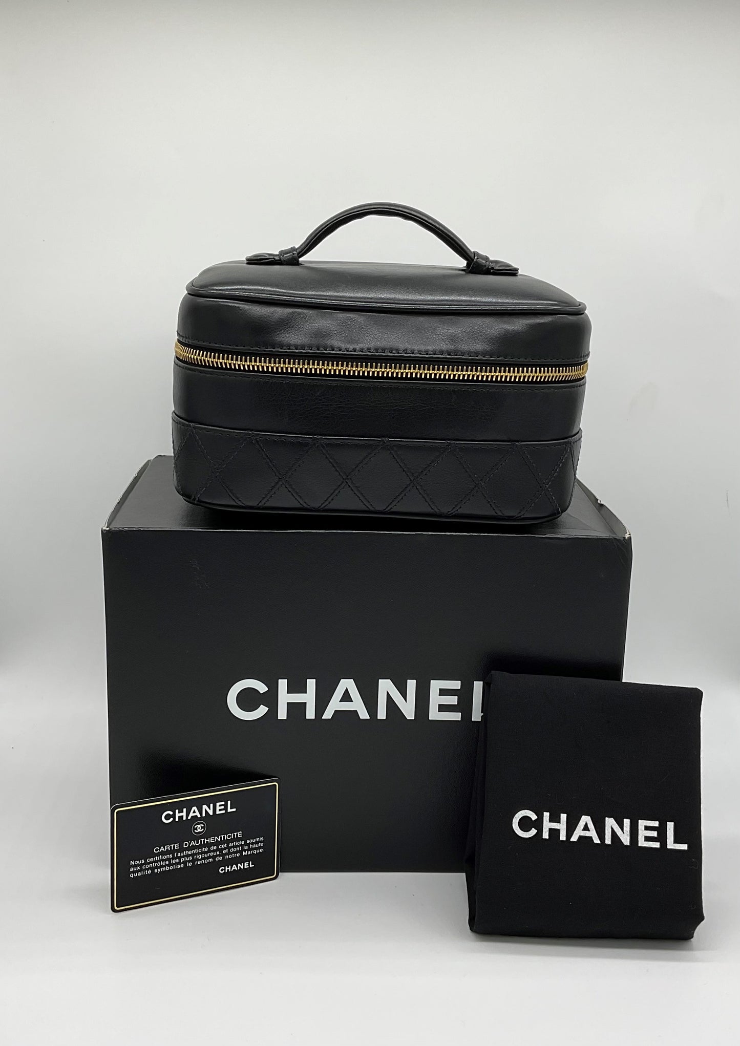 CHANEL VANITY COSMETIC BAG BLACK LAMBSKIN