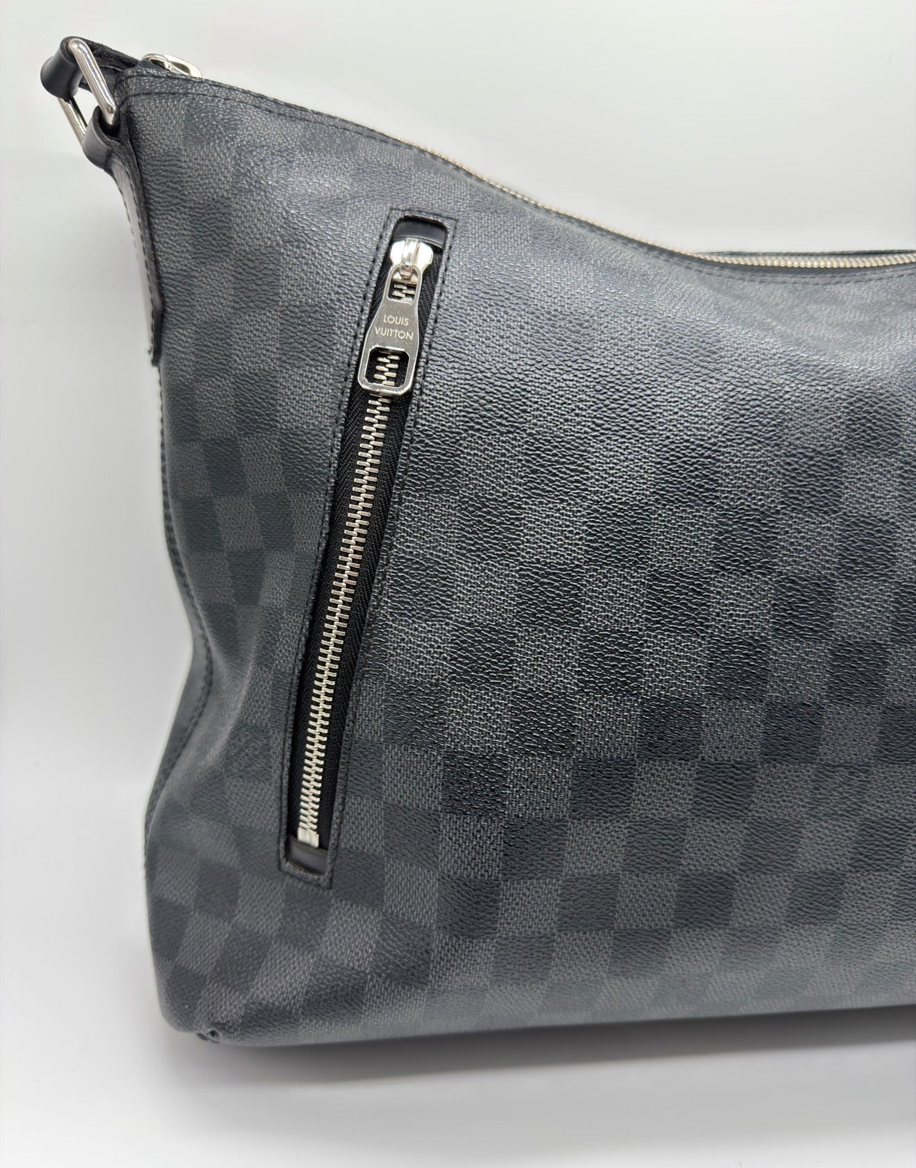 Louis Vuitton Damier Graphite Mick MM shoulder bag
